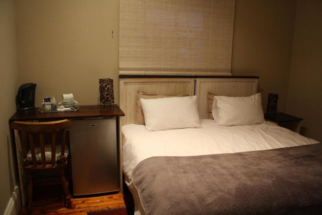 Guesthouse On Irvine Port Elizabeth Ruang foto