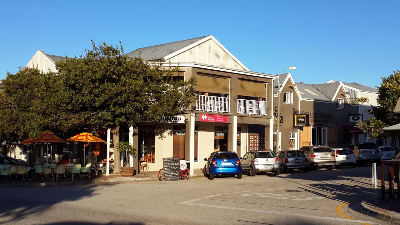 Guesthouse On Irvine Port Elizabeth Bagian luar foto